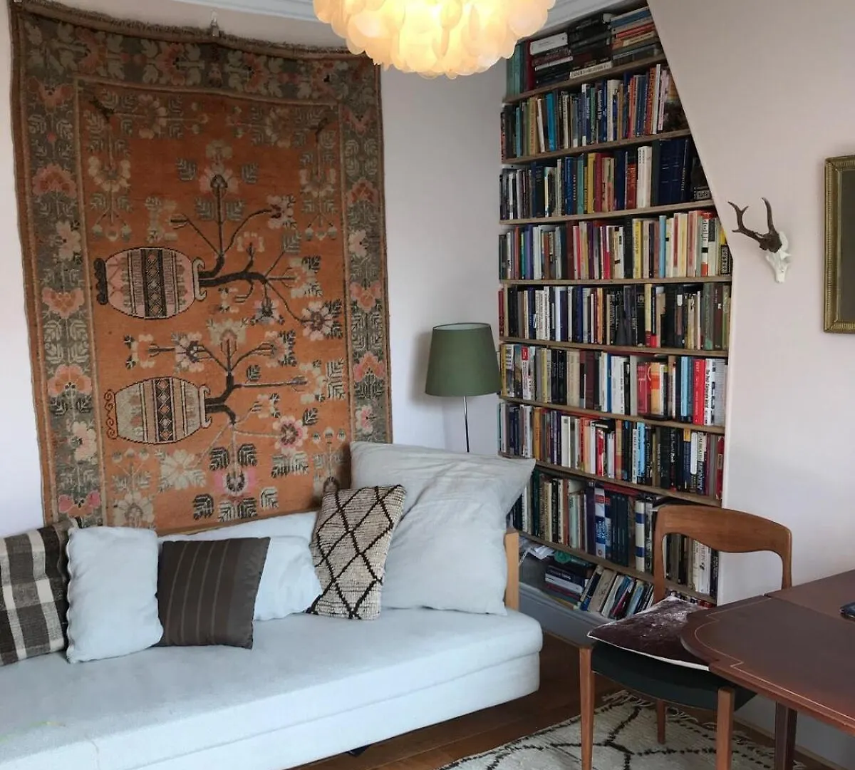 Cozy Montmartre Apartment With Views Over Rooftops Paris